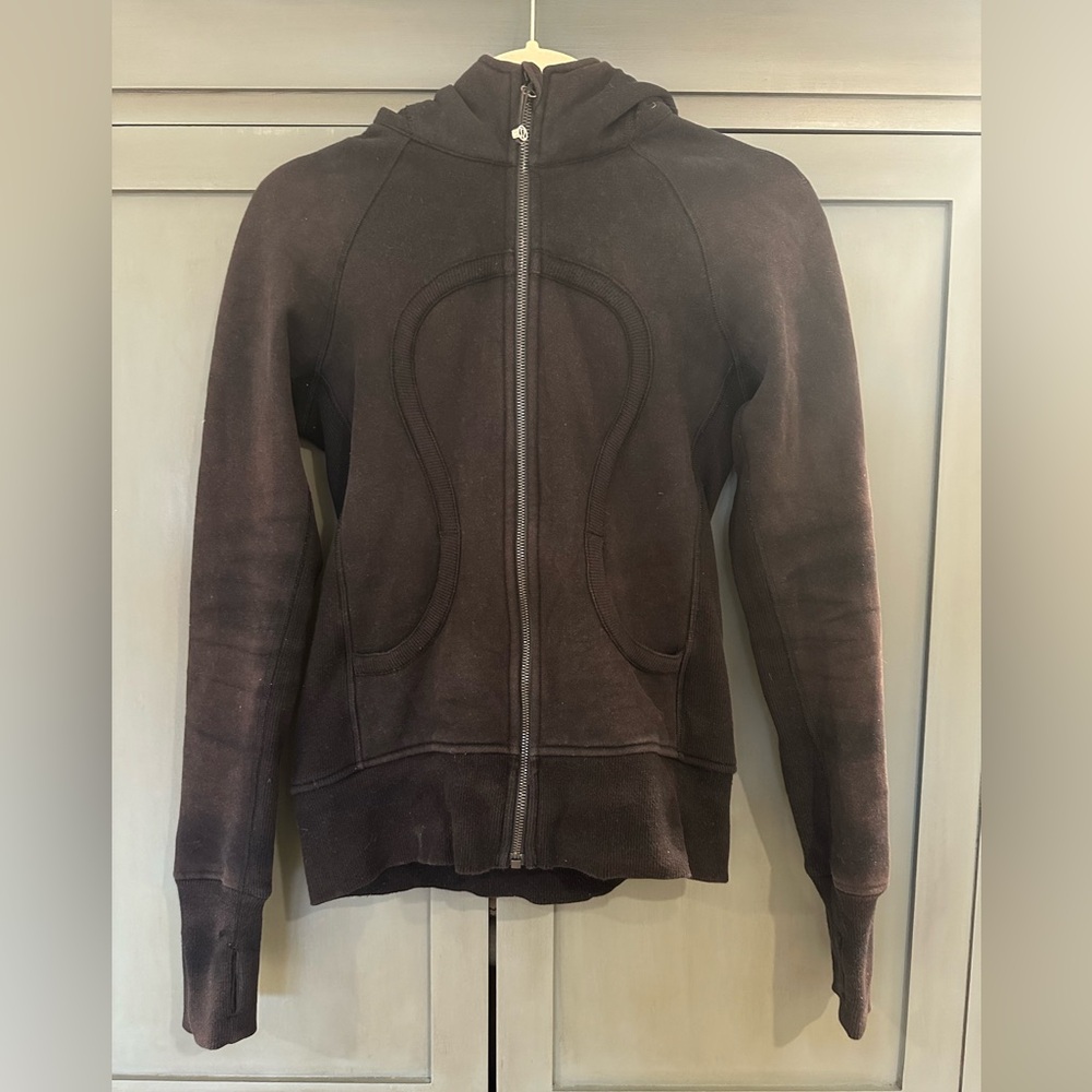 Lululemon size 4 full zip black scuba hoodie